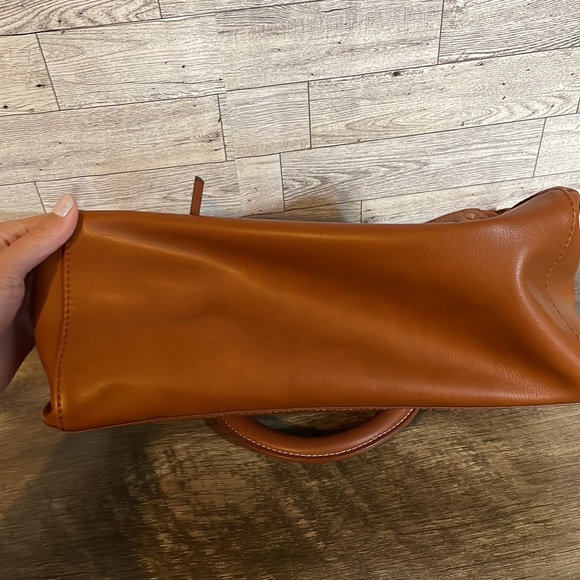 Universal Threads handbag - Picture 6 of 8